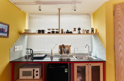Da Kao Apartment | Funky Studios in Central Saigon by CIRCADIAN