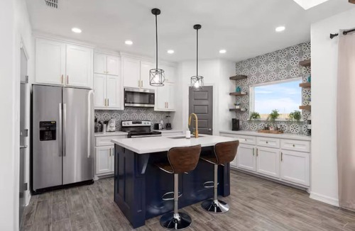 Edinburg House | Furnished 3BR/2BA Monthly King Bed Workspace + Backyard Near Hospitals