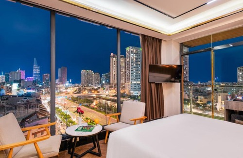 Nguyen Thai Binh Hotel | G8 Riverside Hotel Saigon