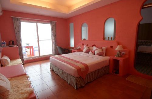 Sail Rock Beach Bed & Breakfast | Galilee