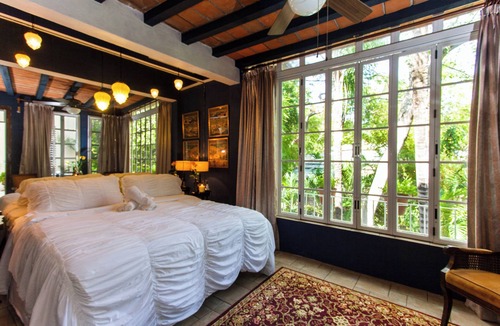Emiliano Zapata Bed & Breakfast | Garlands del Rio Riverside Boutique Hotel