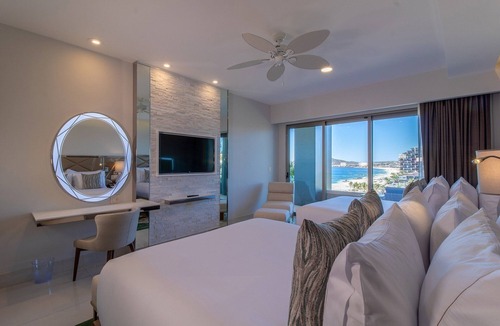 Palmilla Resort | Garza Blanca luxurious 3-bedroom ocean front in gorgeous Cabo San Lucas