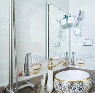 Ha Long House | Gia huy hotel 99