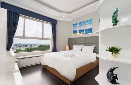 Phu Nhuan Hotel | Gin House - Golden Mansion APT Phu Nhuan