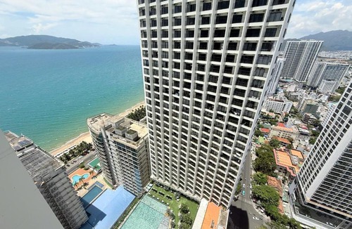 Tran Phu Beach Apartment | Gold Coast Luxury Apartment