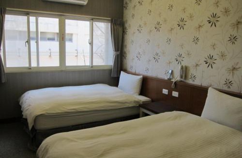 Xincheng House | Golden Sunshine