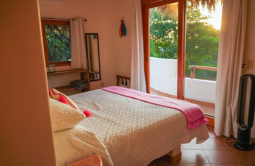 North End Condo | Gorgeous Bedroom Ocean View Home