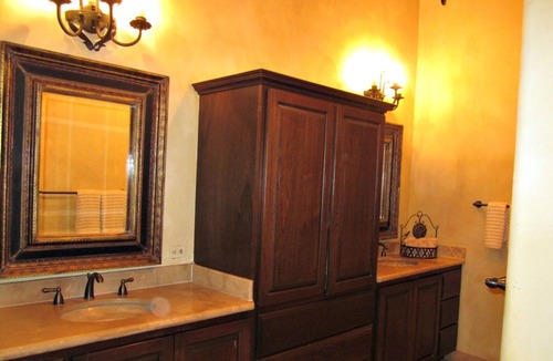 San Carlos House | Gorgeous & Comfortable- 5 Star- Golf Course Home