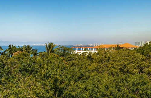 Emiliano Zapata Condo | Gorgeous Luxury 3 Bedroom Penthouse right by Los Muertos Beach