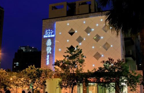 East District Hotel | Grand Crystal Hotel