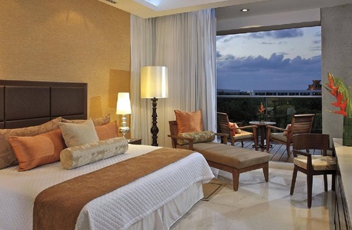 Villa Juarez Resort | Grand Luxxe 2 Bedroom Suit 10/26 - 11/02