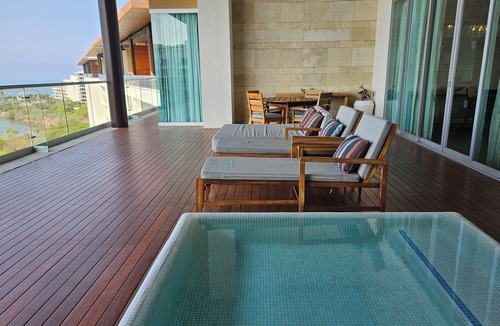 Las Jarretaderas Apartment | GRAND LUXXE 3BDR SPA SUITE for 8 adults+2 children in 3,180 ft2 of LUXURY space