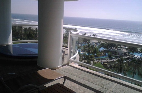Chicoloapan de Juarez Condo | Grand Luxxe Condos at the Vidanta Resorts!