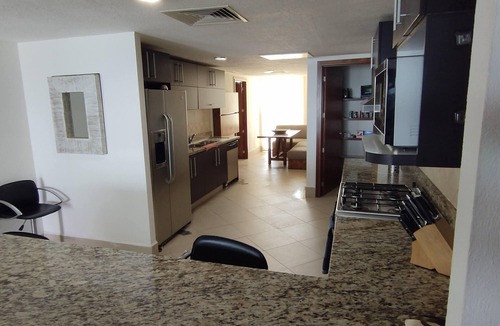 South Hotel Zone Apartment | Grand Venetian luxury condominium