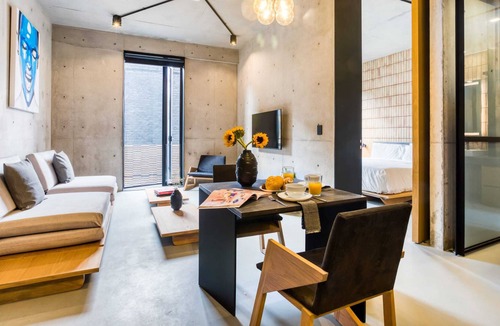 Roma Norte Apartment | Great Apt w/2 Extra Futons |Rooftop+Gym| 24/7 Security
