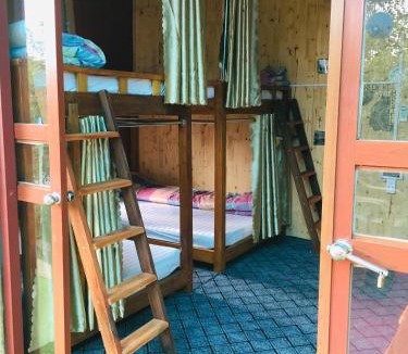 Ha Giang Hostel | Green Hill Hostel & Tour