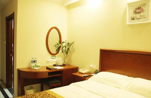 Zhanghuaxiang Hotel | GreenTree Inn Jiangsu Suzhou Xiangcheng Huoli Island Business Hotel