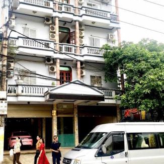 Lao Cai Hotel | Hòa Bình Hotel LC - by BAY LUXURY