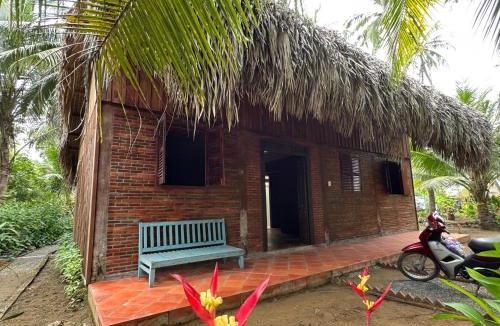 Giong Trom Cabin | HƯNG THÀNH HOME