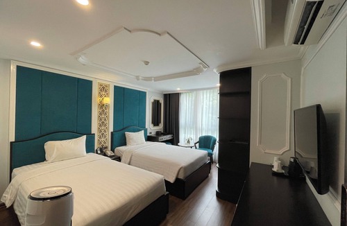 Trung Hoa Nhan Chinh Hotel | Hồng Vận Hotel