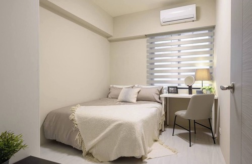 Xinyi Apartment | H&K 4/2 Taipei 101 Wuxing Home away from Home