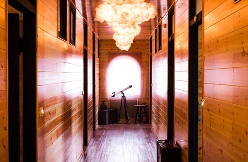 Fanlu Bed & Breakfast | H& Seeking - Alishan Sunrise