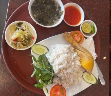 Linh Trung IEPZ Bed & Breakfast | Ha Long hotel