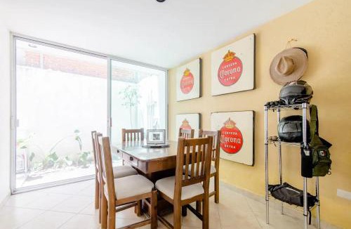 Puebla House | Habitación con Cama King Size en Puebla, Puebla
