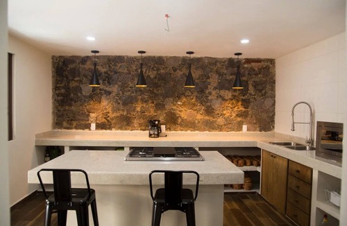 Teziutlan Hostel | Habitación Dentro de Hermoso Hostal Como de Cuento