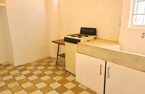 Atlixco House | Habitación privada en departamento céntrico (rojo)
