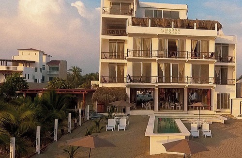 Zihuatanejo Hotel | Habitación Queen Planta Baja
