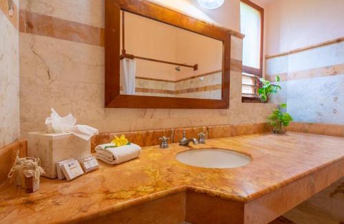 Uxmal Hotel | Hacienda Uxmal Plantation & Museum