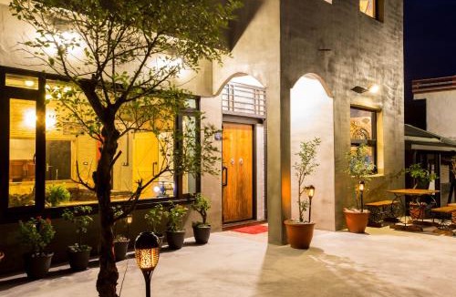 Chenggong House | Hai Lei Jiang Yue