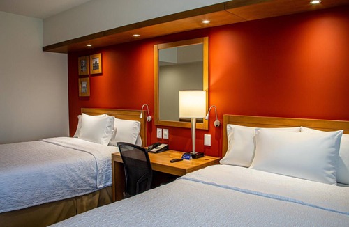Chapalita Hotel | Hampton Inn by Hilton Guadalajara/Expo