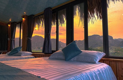 Hoa Lu Hotel | Hang Mua Bamboo Homestay