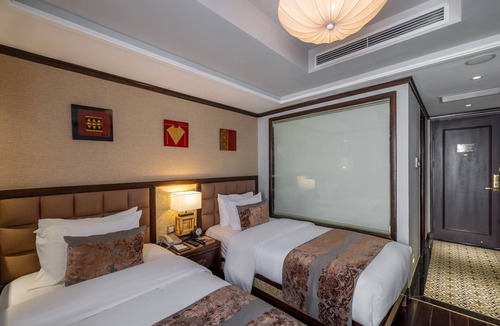 Hang Trong Hotel | Hanoi Solis Hotel