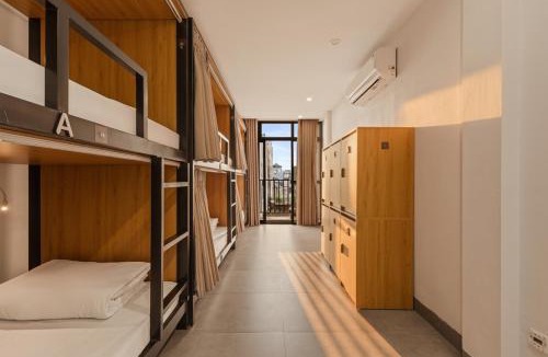 Hang Trong Hostel | Hanoi Wanderlust Hostel & Travel