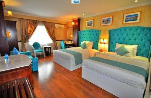 District 10 Hotel | HANZ Sunflower Hotel