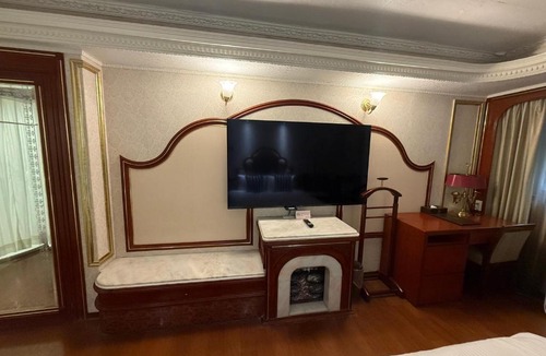Zhongshan Hotel | Happiness Hotel