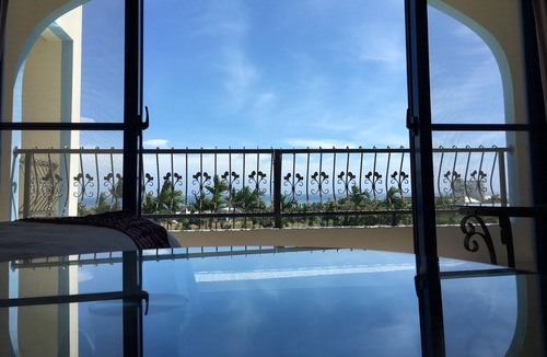 Chenggong Bed & Breakfast | Happiness House