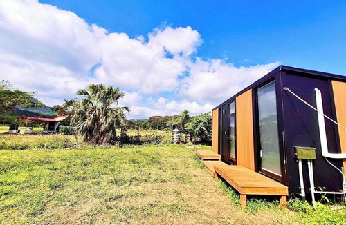 Manzhou Cabin | Happy Farmer House 2 by Tiny Away (快樂農家之家2)