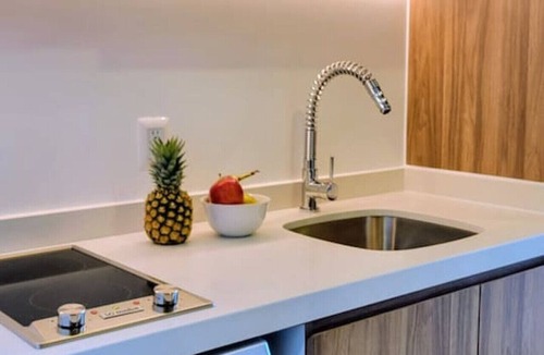 Las Glorias Apartment | Harbor Nt1611 by Moikkarentals