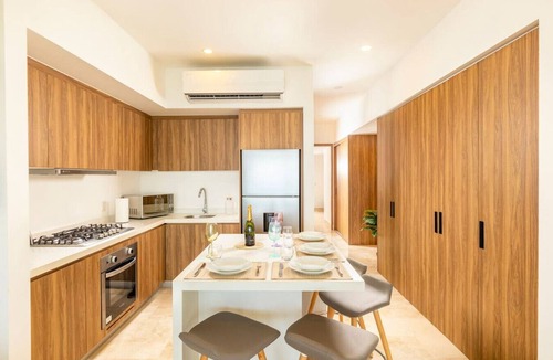 Las Glorias Apartment | Harbor NT2505 by Moikkarentals