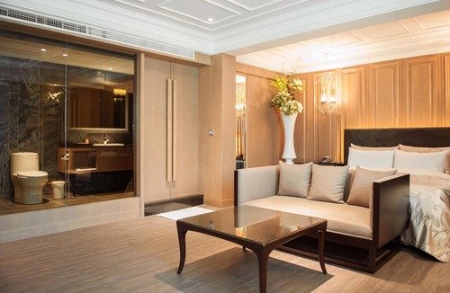 Xitun District House | HE&LE Design Hotel