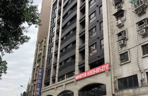 Ximending Apartment | Heart of Ximen Heavenly Living 5min walk to MRT