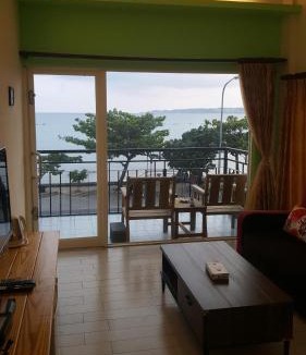 South Beach House | Hearty Homestay