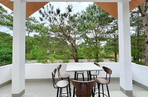 Kon Plong Hotel | HeniSi 2 Hotel Măng Đen