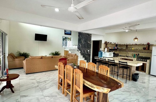 Brisas de Zicatela House | Hermosa casa cerca de Punta Zicatela