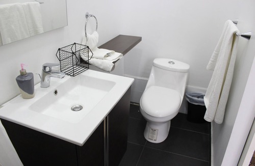 Roma Norte Apartment | Hermoso y cálido alojamiento en la Colonia Roma/Beautiful apt in Colonia Roma