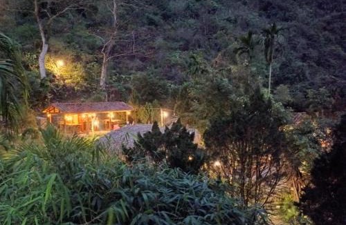 Ha Giang Hotel | Historic Eco House & Ha Giang Loop